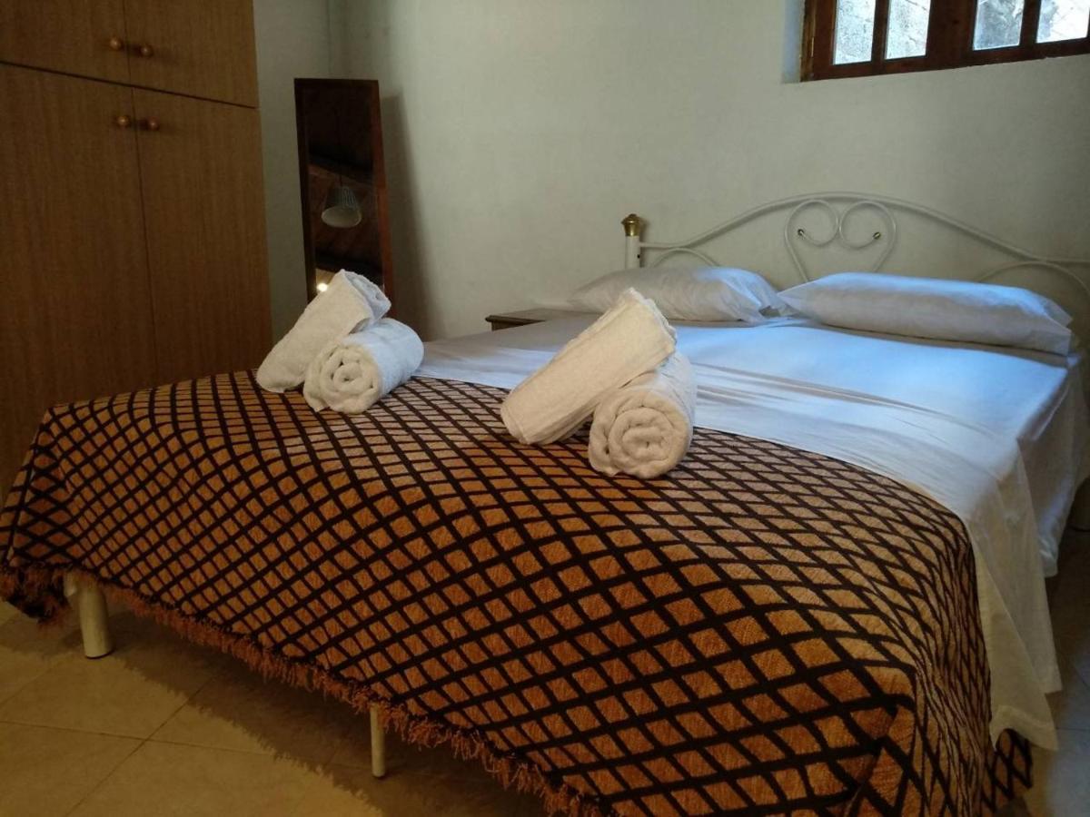 Papyrus City Centre Apartments Heraklion  Bagian luar foto