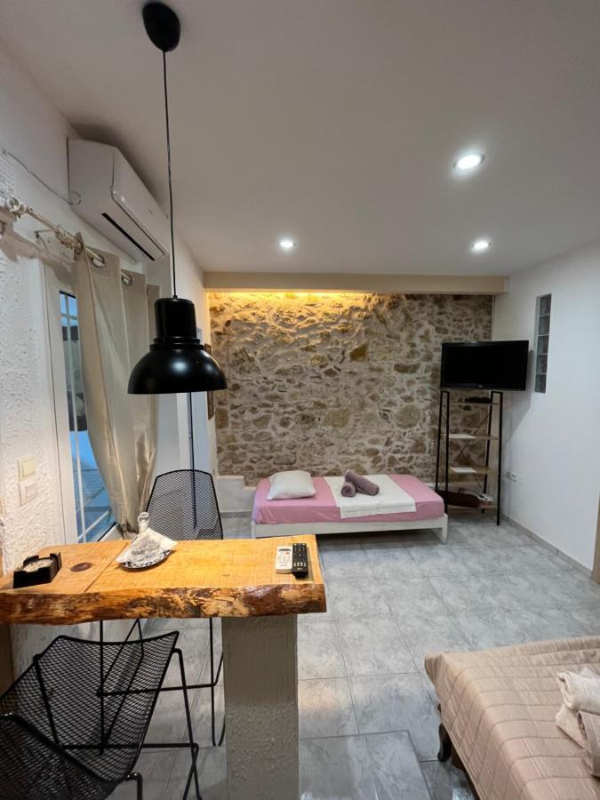 Papyrus City Centre Apartments Heraklion  Bagian luar foto