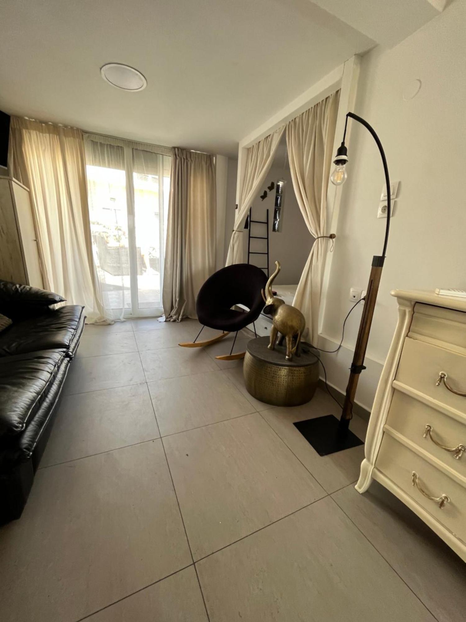 Papyrus City Centre Apartments Heraklion  Bagian luar foto