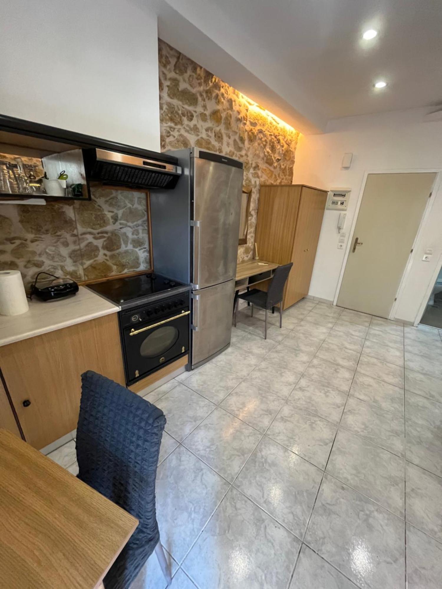 Papyrus City Centre Apartments Heraklion  Bagian luar foto